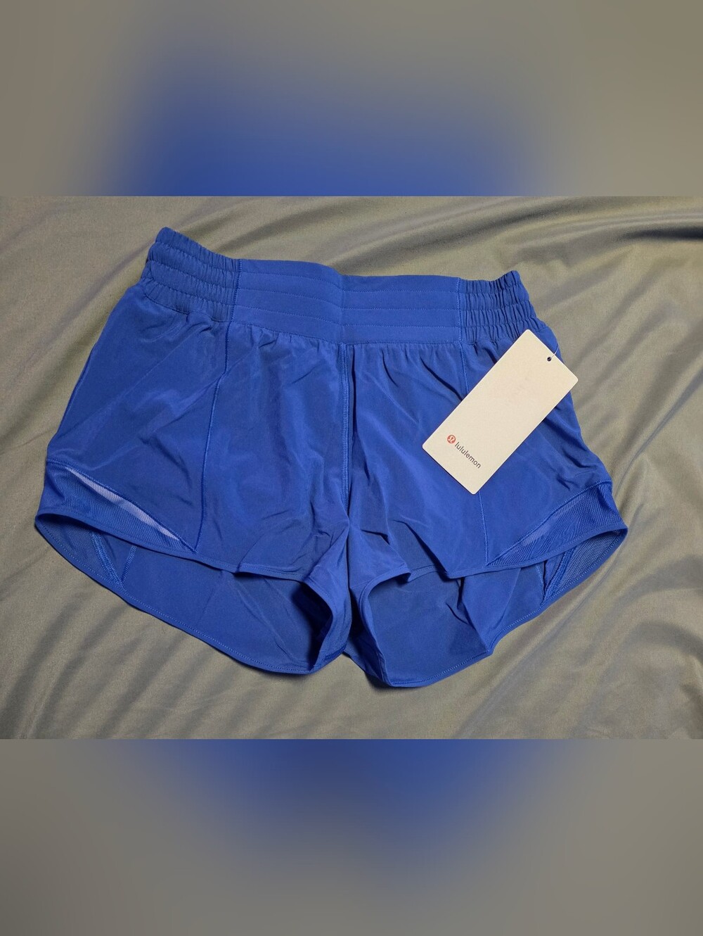 Lululemon Hotty Hot HR Short 2.5” Lined Size 2/8 Beachball Blue New